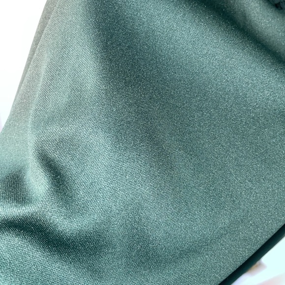 Ladies green dress - Picture 4 of 4